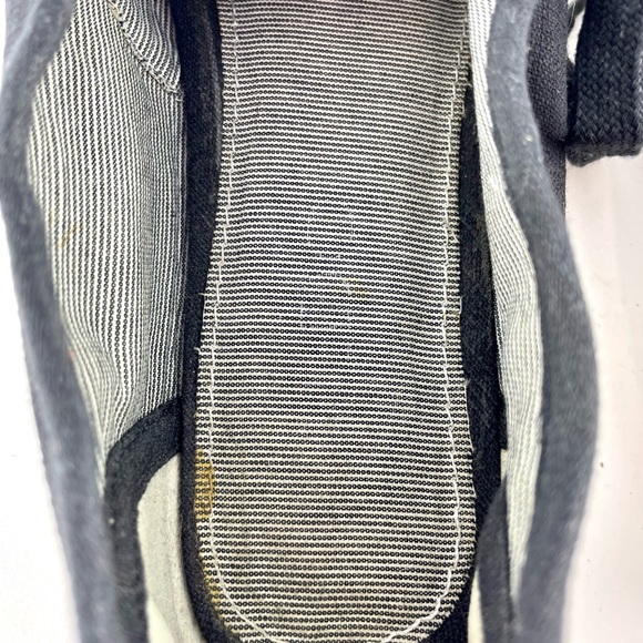 Aldo, Black Lace-up Casual Sneakers, Size 7 - Picture 6 of 6